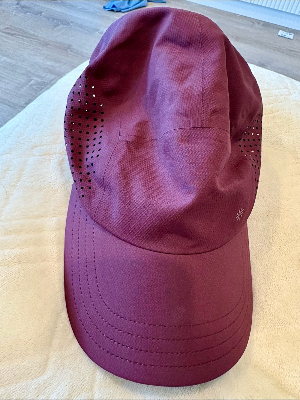 Athleta hat